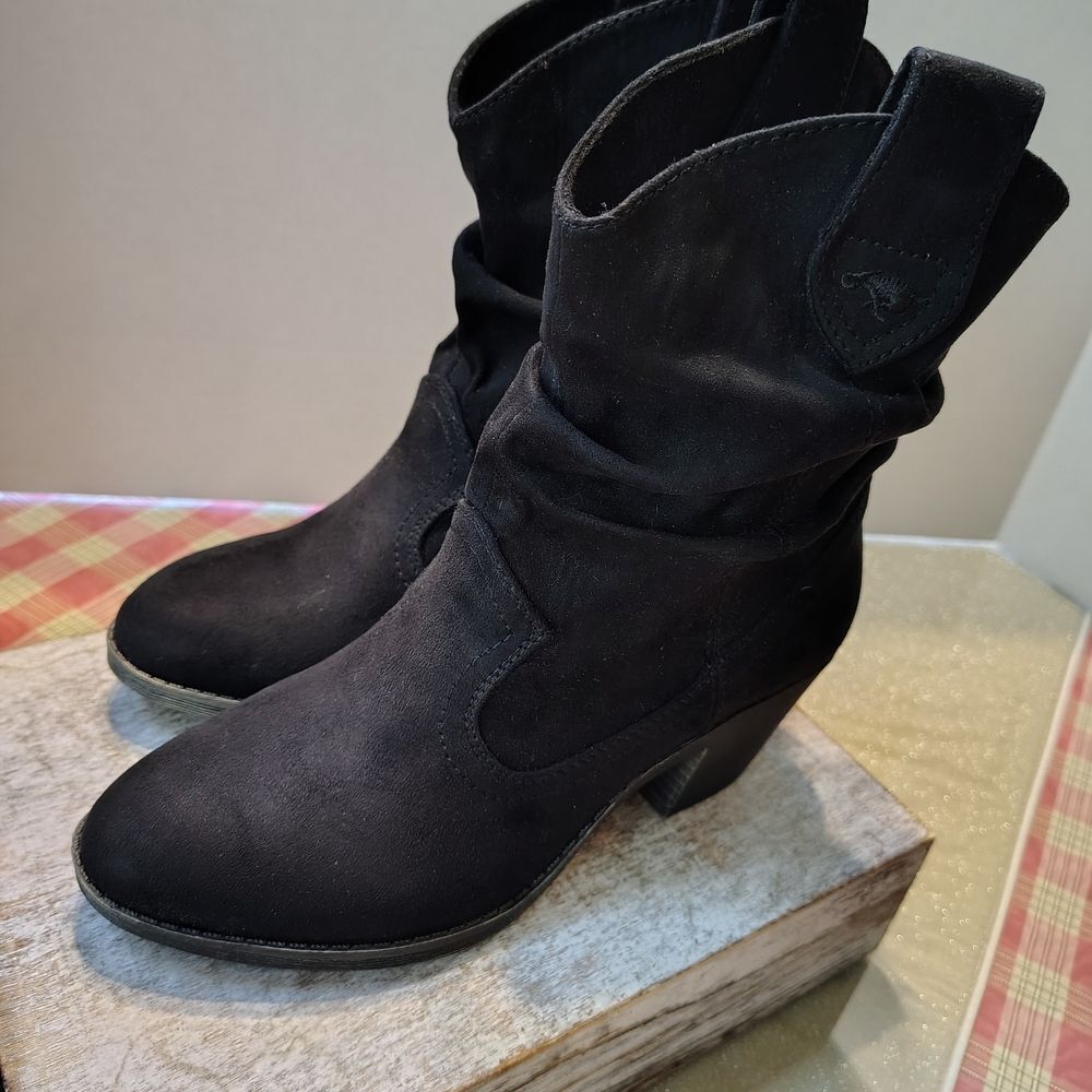 Elegant Black Women's Ankle Boots